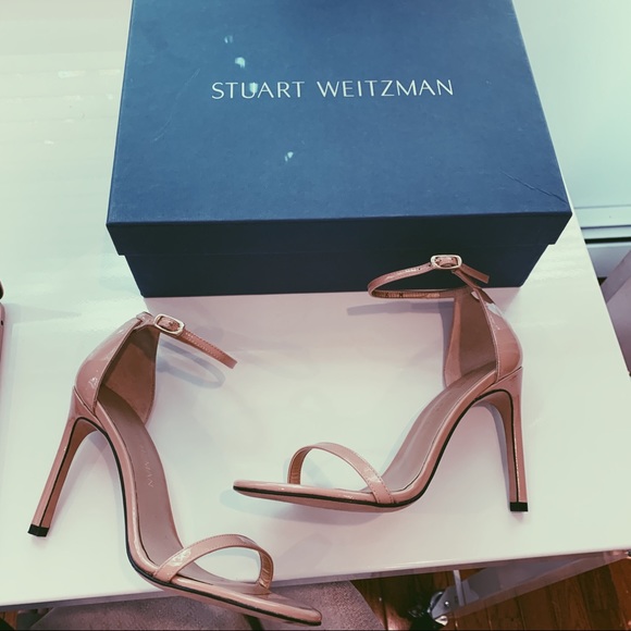 STUART WEITZMAN NUDISTSONG NUDE PATENT HEELS - Picture 6 of 6